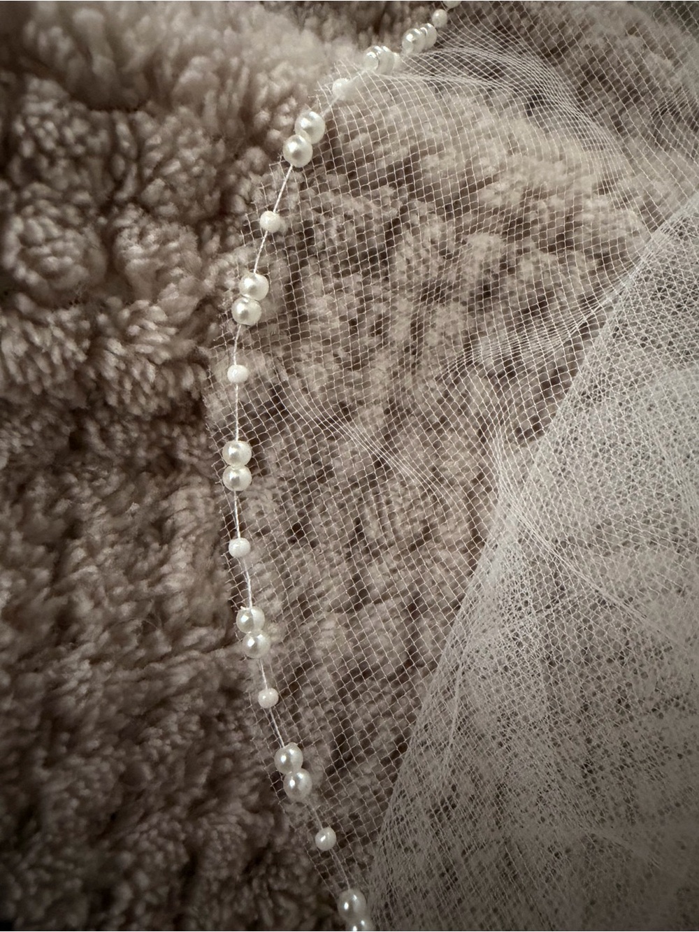 David’s Bridal V539 Pearl Edge Lace Appliqué Wedding Veil Mid Ivory NWT - Picture 7 of 7
